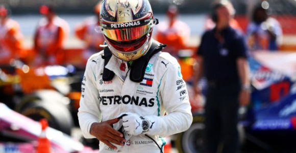 Hamilton pecnuo Ferari: Zanimljiva taktika...