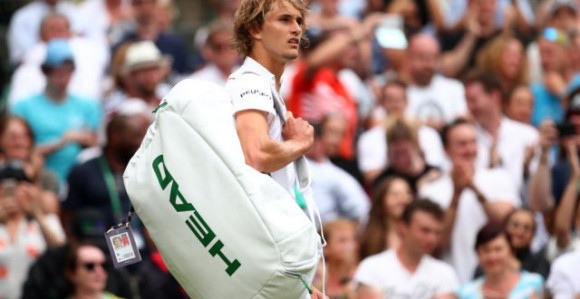 Neko pokušava da mi uništi život!