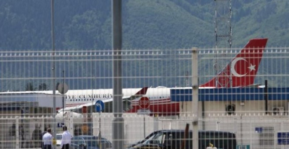 Umalo obračun na aerodromu SA