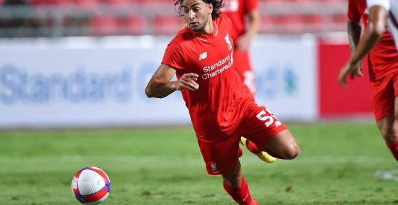 Crno-bijela boja opet zove!