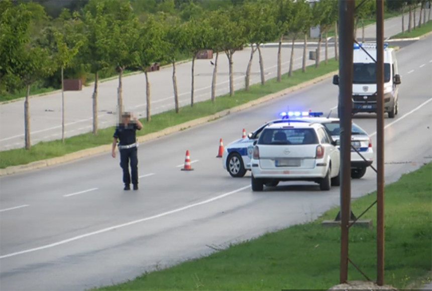 Tuga: Prišao da pomogne vozaču, pregazio ga auto