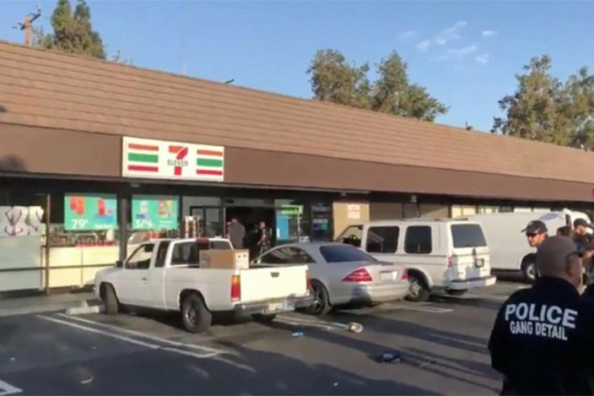 Južna Kalifornija: Mačetom ubijao ljude na ulici