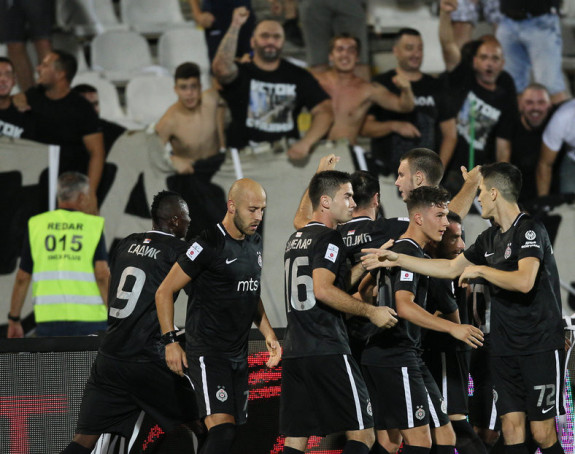 Ovo je Sumin Partizan - ludi letnji ples u Humskoj!