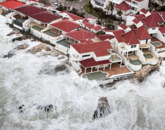 Florida u panici: Očekuje se udar