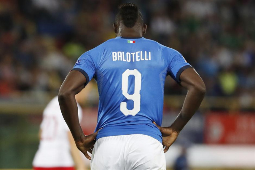 Baloteli naljutio Italiju: "Debeo je!"