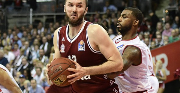 Mačvan opet pokidao ligamente koljena!