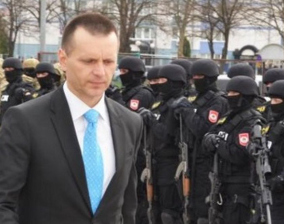 Lukač opalio po "podanicima"