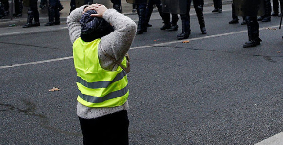 Policija uhapsila 89 pristalica "žutih prsluka"