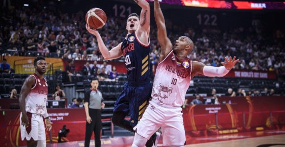 SP: Častan oproštaj Rusije! Lud meč Italijana!