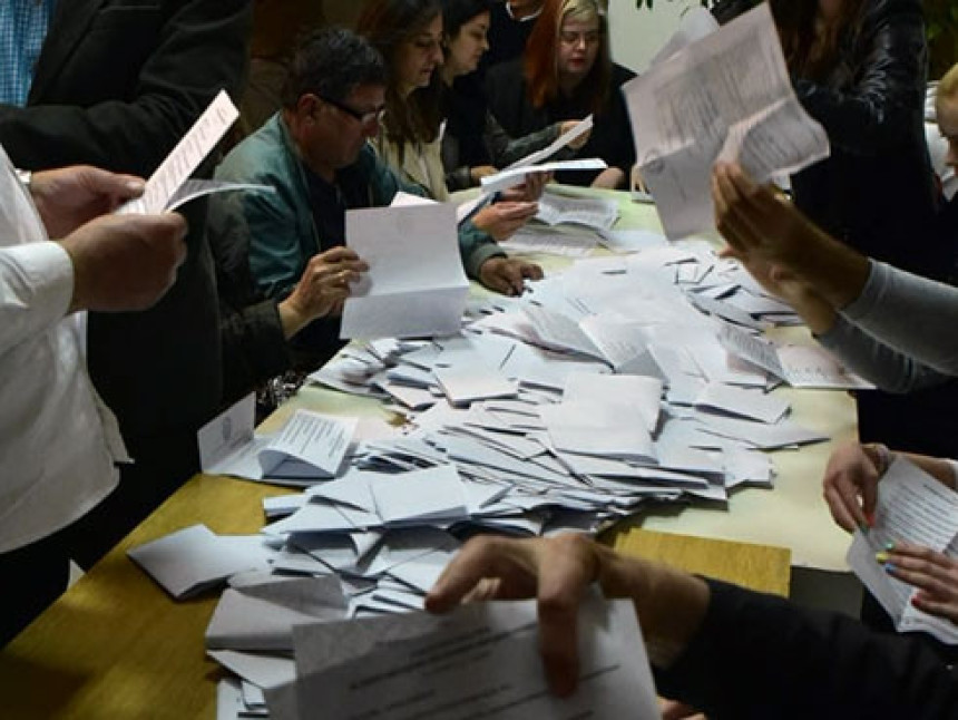 SDS i PDP traže brojanje glasova