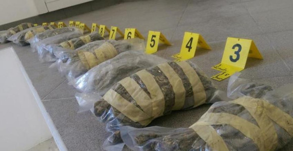 Zaplijenjeno 900 kilograma droge 