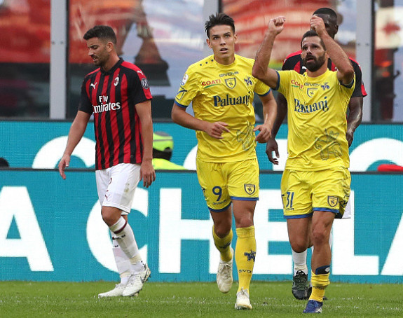 "Dinosaurus" Serđo Pelisije!