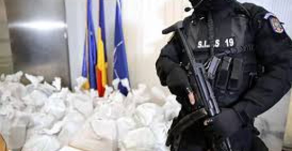 Прошверцовали 50 тона марихуане, хероина и кокаина