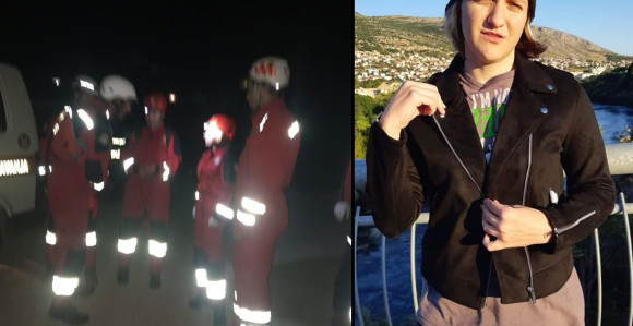 Lana udarana po glavi, davljena i bačena u rijeku