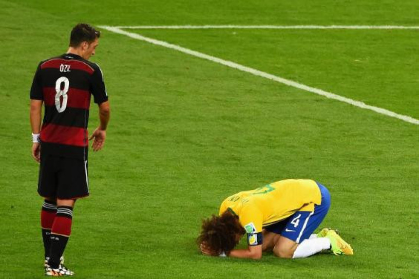 Ezil se izvinio Davidu Luizu za 7:1 na SP-u!