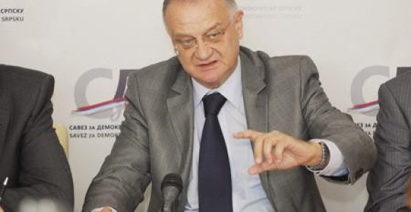 Kalinićevi se ograđuju od umješanosti