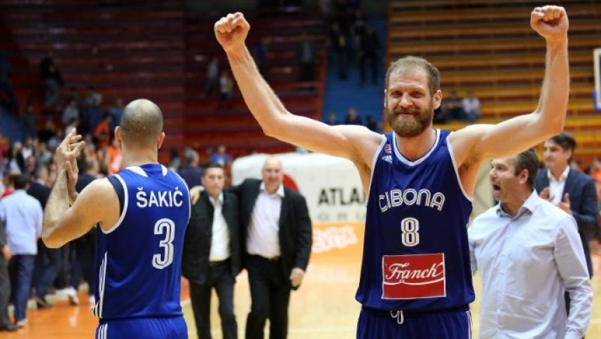 Luka Žorić zbog "prozivanja" napustio Cibonu!