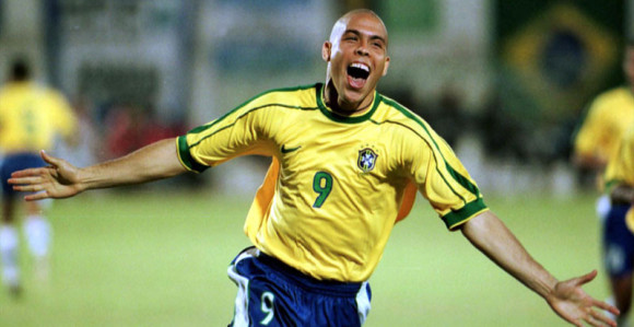 Ronaldo se vraća u fudbal?!