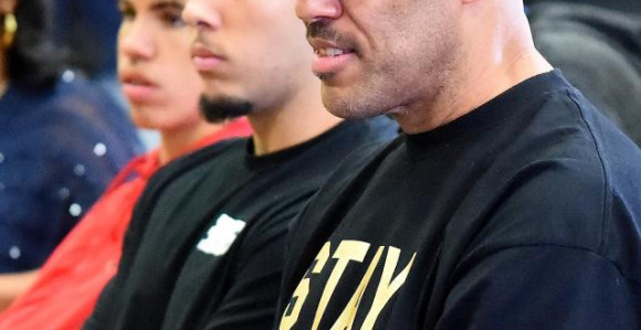 Tata Lavar, brat u LAL, a mlađi krade "Luj Viton"!