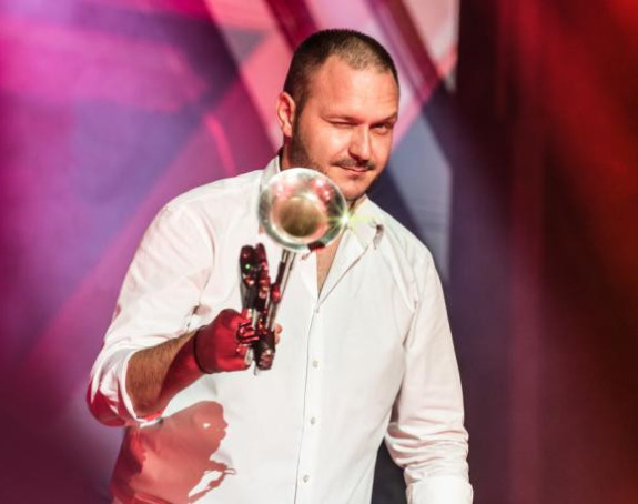 Dejan okuplja orkestar Miće Petrovića za koncert!