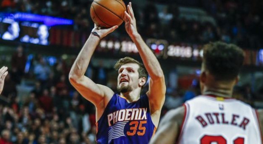 Video: Šta to uradi, Mirza?!