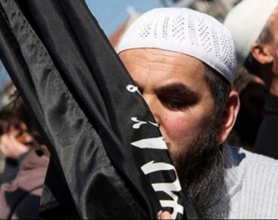Ra­di­kal­ni isla­mi­zam pri­je­ti sekularnoj BiH