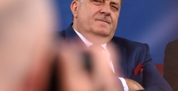 Ko su patriote, a ko izdajnici za Dodika?