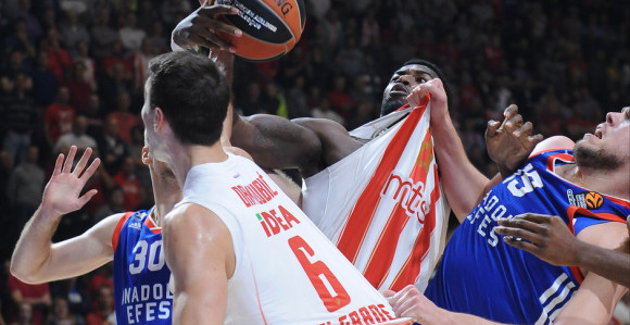 ЕЛ: ''Стотка'' кошаркаша за савршену црвено-бијелу седмицу!