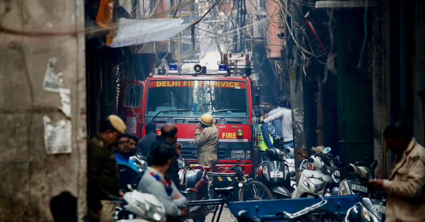 Пожар у Делхију: 43 погинулих, 50 повријеђених