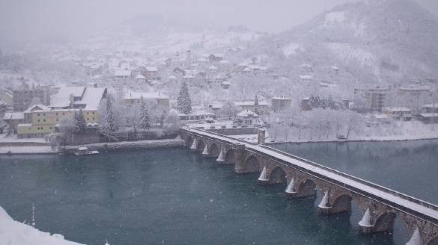 Voda ipak večeras stiže u Višegrad