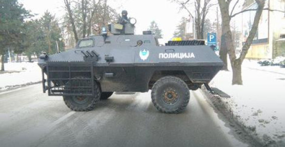 Dan RS: Na ulicama oklopna vozila i 1.000 policajaca