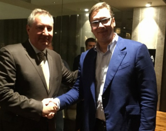 Sastanak Vučića i Rogozina u Indiji