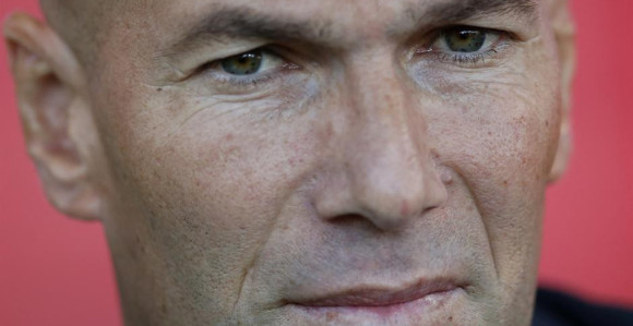 Зидан је можда "незналица", али једно зна добро!