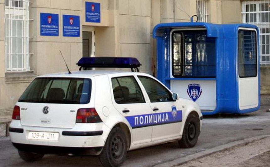 Zapaljeno vozilo kod Trebinja