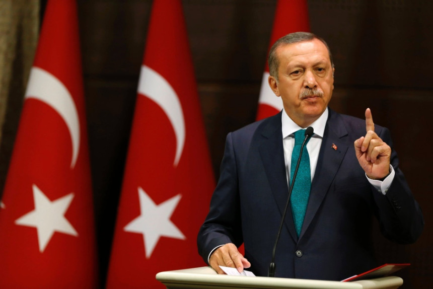 Erdogan: Preplaviću Evropu migrantima