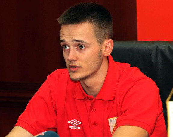 Mirko Ivanić (ne) igra za Crnu Goru?!