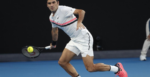Federer "juri" Agasija i rekord!