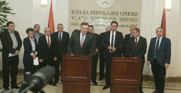 Političari glavni zabavljači naroda