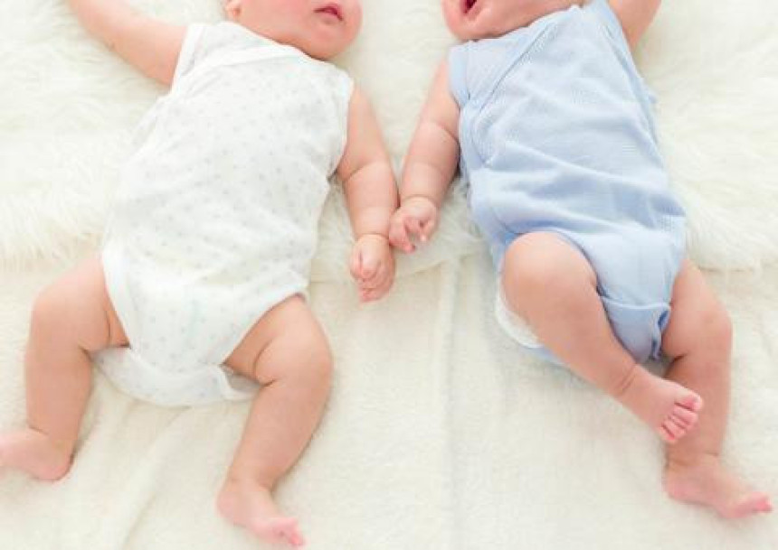 Rođeni blizanci od različitih očeva