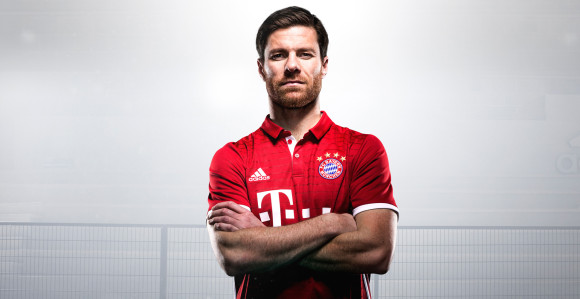 Оде још један пријатељ фудбала...!