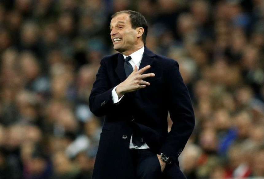 Juventuse, sad se pokaži! 