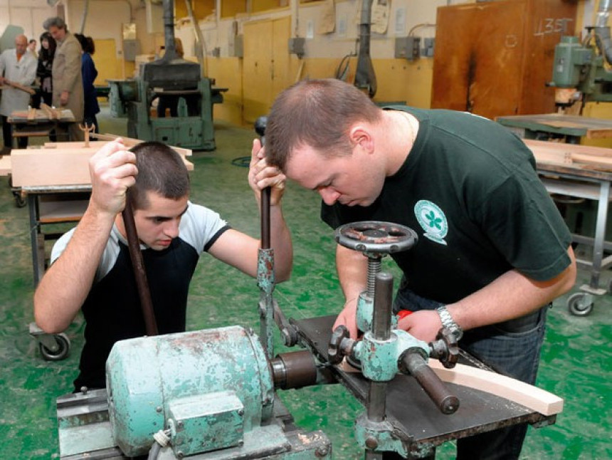 Zanatom do bržeg zaposlenja u RS 