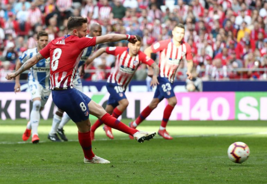 ŠPA: Atletiko po starom receptu, Barsa rutinski!