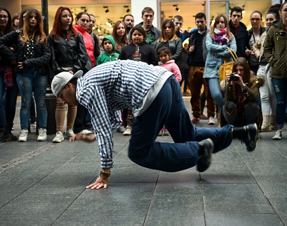 Олимпијске игре: Брејкденс може, карате не!