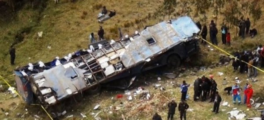 Peru: Autobus pao u rijeku, 23 mrtva
