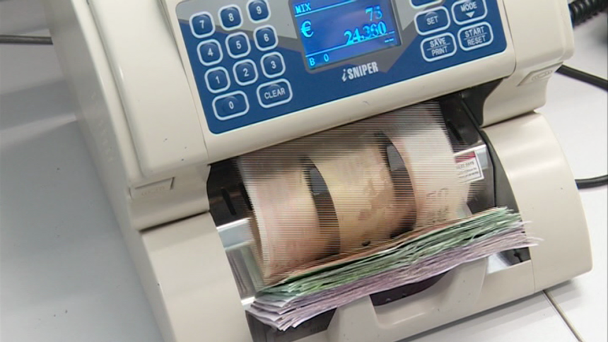 Sprema li se bankrot Srpske?