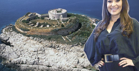 Ceca krije seksi manekena za spot