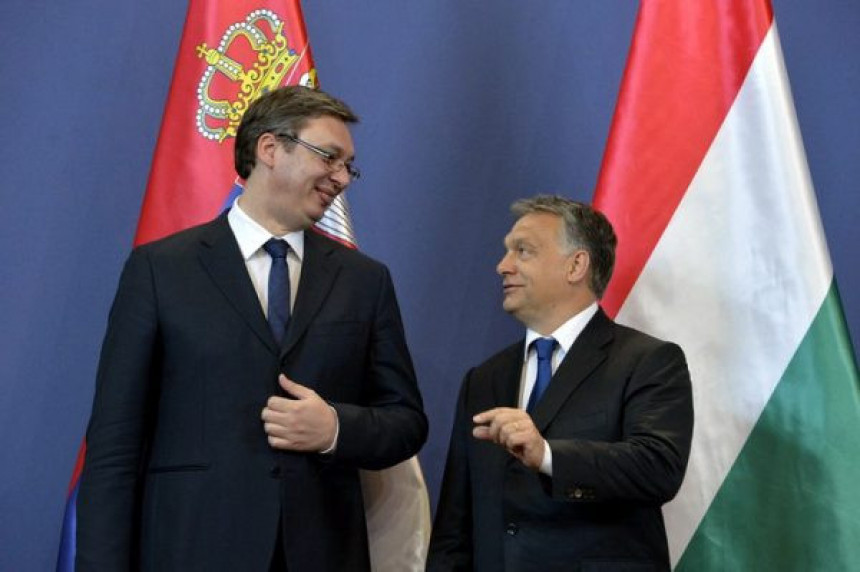Vučić čestitao Orbanu pobjedu