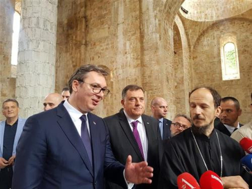Vučić: Crkva u Mostaru važna za Srbe