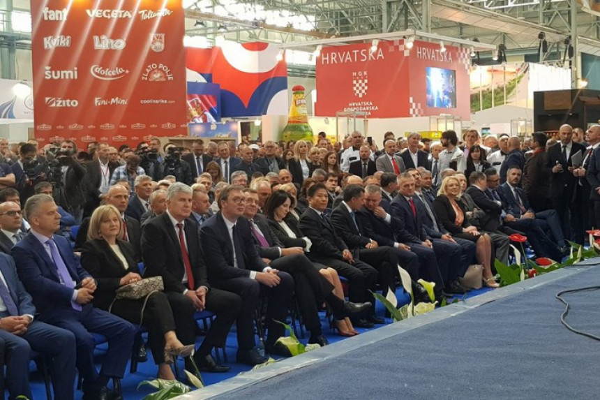 Vučić na otvaranju sajma privrede 